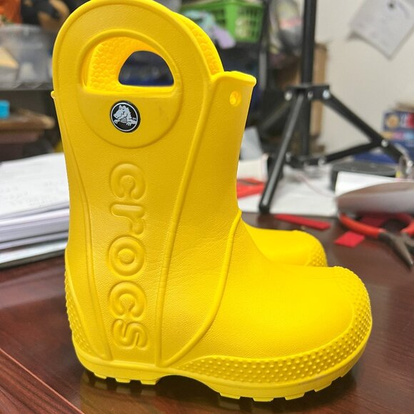 Crocs Toddler Rain Boots - Picture 1 of 8